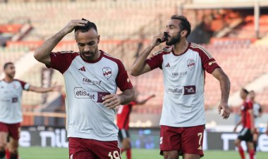 الأهلي يحقق فوزا صعبا على الداخلية في الدوري الممتاز