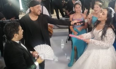 بالصور| عصام كاريكا يشعل حفل زفاف ملك وإسلام بحضور إبراهيم حسن ومحيى إسماعيل