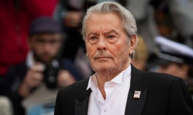 رحيل آلان ديلون أيقونة السينما الفرنسية