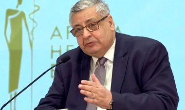 مستشار السيسي: هناك توصيات رئاسية بجذب أكبر عدد من السياح لمصر