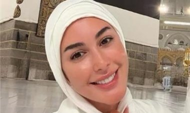 ياسمين صبري تؤدي مناسك الحج