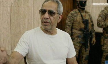 فضل شاكر للصحافيين: افتراء وكذب..وطيف السيد هاشم صفي الدين يحضر في محكمة الجنايات