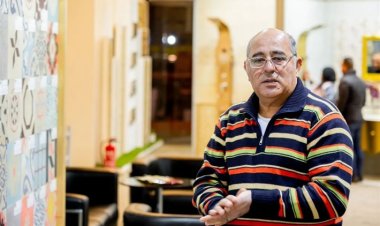 إسماعيل فرغلي يبكي حزنًا على فراق زوجته: "ياما ضحت علشاني"