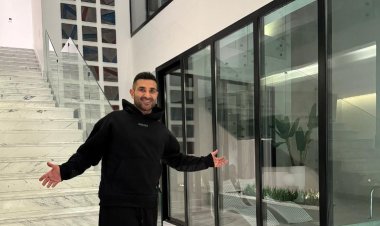 بعد حصوله على منزل في الرياض.. أحمد سعد: «فهموا قيمة الفن»