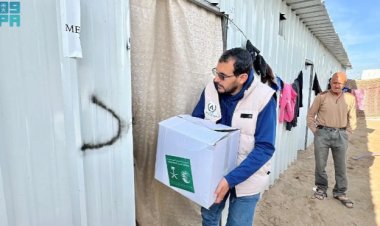 مركز الملك سلمان للإغاثة يواصل توزيع المساعدات الإنسانية للمتضررين في غزة