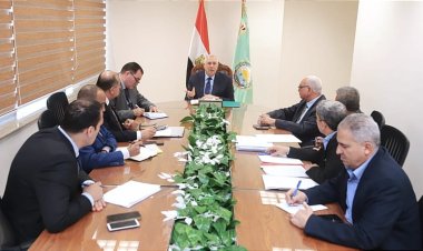 وزير الزراعة يتابع منظومة كارت الفلاح والتحول الرقمي في التقاوي