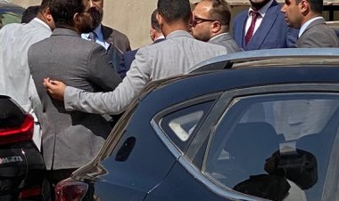 بعد تقديم مذكرة الدفاع.. محامو إمام عاشور يغادرون المحكمة بينهم محامي الأهلي