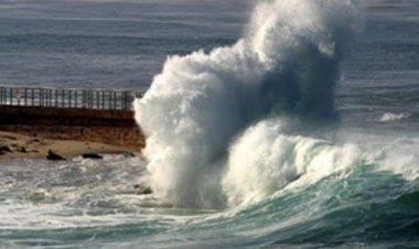 نوات الإسكندرية تثير القلق.. الأرصاد تحذر من 19 ديسمبر