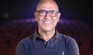 أشرف عبد الباقي لمنتقدي تجربة "مسرح مصر": "مقدمتوش ليه المسرح اللي بتحبوه؟!"