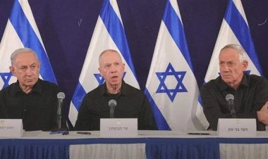 مظاهرات في تل أبيب احتجاجًا على استبعاد وزراء الحرب من مناقشة صفقة الرهائن