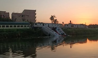 عاجل.. التفاصيل الكاملة لسقوط عربات قطارين في ترعة الإبراهيمية بالمنيا عقب تصادمهما