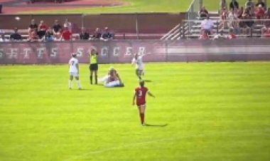 لاعب يتهم حكم مباراة بصفعه خلال مباراة الدقى ويونيون بأوسيم