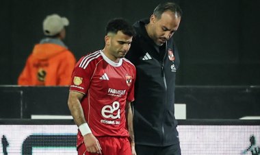 بعد تبديله اضطراريا.. الأهلي يكشف تفاصيل إصابة زيزو