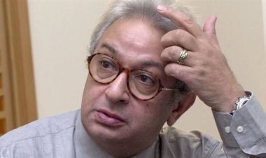 تفاصيل جديدة عن انهيار منزل نور الشريف.. يرويها مدير التصوير محسن أحمد