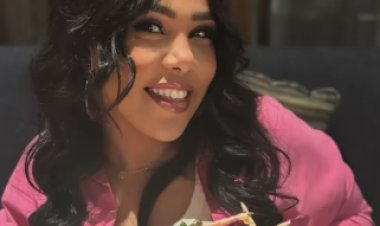 شيماء سيف تحتفل بعيد ميلادها داخل مطعم صيني.. ويسرا: «أجدع ست في الدنيا»