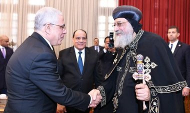 النائب العام ورئيس مجلس القضاء الأعلى يزوران البابا تواضروس للتهنئة بعيد الميلاد المجيد 