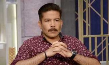 ياسر فرج: رجّعت زوجتي بعد الطلاق لما عرفت إنها مريضة بالسرطان.. وما سبتهاش لحظة