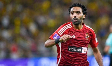 بعد فوزه بأفضل لاعب.. حسين الشحات: «ربنا يرحمك يا رفعت»