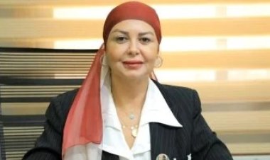 بعد واقعة فتاة الشروق.. مطالبات برلمانية بوقف ترخيص أوبر ومثيلاتها في مصر