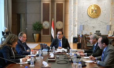 «مدبولي» يشدد على متابعة جهود توفير السلع الأساسية وتوفر المكونات الدولارية لزيادة المعروض