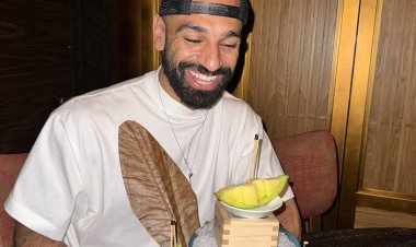 صلاح يحتفل بعيد ميلاده.. تهنئة عالمية للملك المصري