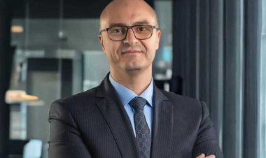 وفاة والدة محمد شمروخ الرئيس التنفيذي لـ«تنظيم الاتصالات»