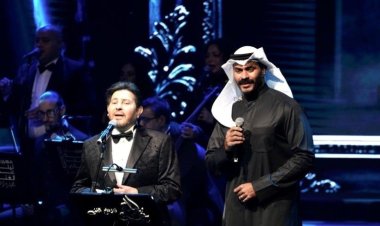 خالد سليم " بالزى الكويتى  " بصحبة أمير الغناء العربى هانى شاكر  يحيان سوياً ليلة عبد الحليم