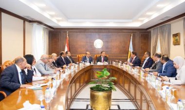 «الشعب الجمهوري» يعقد اجتماعا تنظيميا للهيئة البرلمانية للحزب بـ«مجلس الشيوخ»