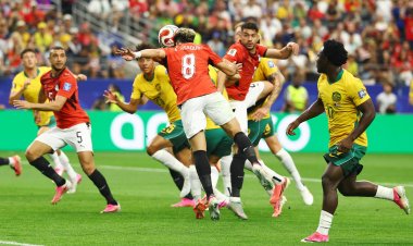 منتخب مصر يتقدم على أستراليا بهدف في كأس العالم