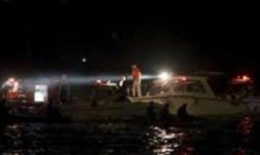 البحث عن اللاعب محمد مصطفى بعد سقوطه من قارب فى نهر النيل بالزمالك