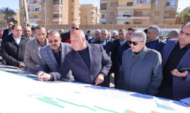 ضمن خطة تطوير الموانئ.. وزير النقل يتفقد المشروعات الجارية بميناء بورتوفيق بالسويس