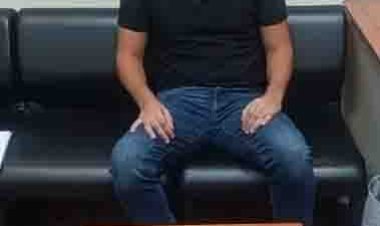 ضبط صاحب نادي رياضي وتاجر وسيدة أثناء محاولة تهريبهم عملات أجنبية وأثرية ومواد مخدرة