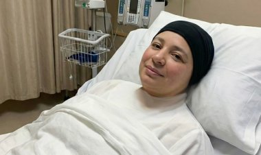 حقيقة صورة عبلة كامل المتداولة في المستشفى.. وأشرف زكي يطمئن الجمهور على صحتها