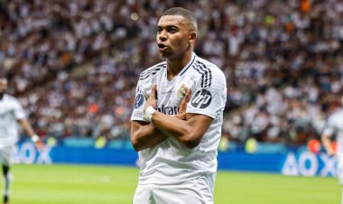 رغم خسارة الكلاسيكو.. مبابي يفوز بجائزة أفضل لاعب في فرنسا