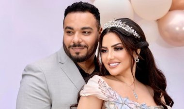 «دعواتكم لنا بحياة سعيدة يا أحلى جمهور».. مطربة الأوبرا إيمان عبد الغني تحتفل بعقد قرانها