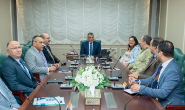 وزير الدولة للإنتاج الحربي يستقبل ممثلي شركة بابيريوس