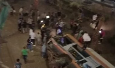 إصابة 10 أشخاص في انقلاب أتوبيس من أعلى كوبري الأباجية بمنشأة ناصر