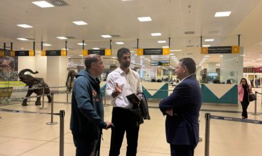 سفير مصر بغانا يطمئن على أفراد بعثة الأهلي 