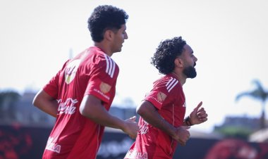 حسين الشحات يبدأ المشاركة تدريجيًّا في تدريبات الأهلي