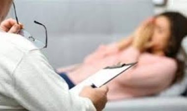 بعد تداول مقطع صوتي.. القبض على طبيبين بالأقصر تحدثا عن طرق التحرش بالمرضى 