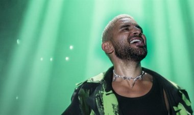 أحمد سعد يشوق جمهوره لألبومه الجديد قبل ساعات من طرحه
