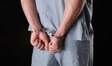 "شافتنى وأنا بسرقها" ..عامل يمزق جسد مسنه لسرقة أموالها فى بنها 