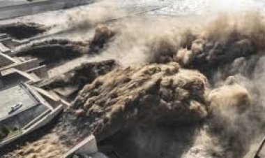 خبير موارد مائية يُحذر من تهديدات انهيار السدود بإفريقيا مع استمرار الأمطار الغزيرة