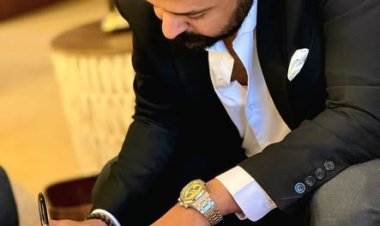 الشاعر عمرو حسن يحتفل بعقد قرانه