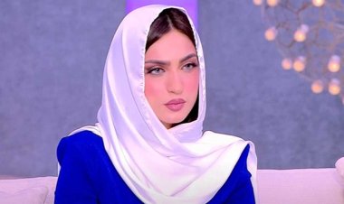 لماذا ارتدت ياسمين عز الحجاب مع أحمد كريمة وخلعته أمام مبروك عطية؟