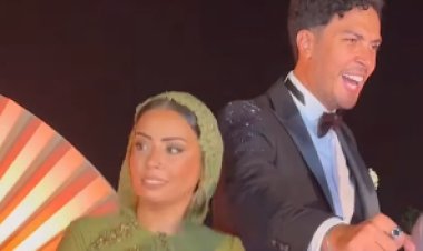 الفنان أحمد عبد الوهاب يرقص في حفل زفاف شقيقة زوجته