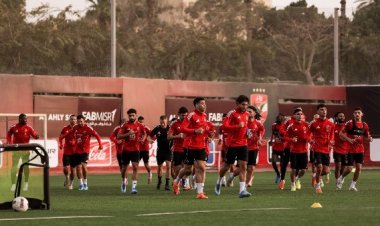 الأهلي يصطدم بسموحة في مواجهة قوية بالدوري الممتاز