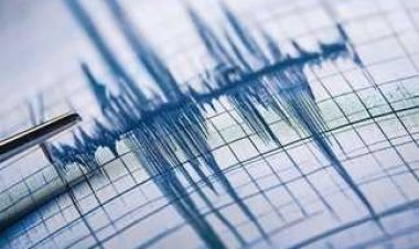  بقوة 6.2 ريختر.. زلزال يضرب مدينة سولاويزي في إندونيسيا