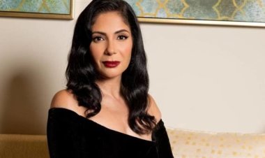 منى زكي: بعتذر عن التصوير مع الجمهور في وجود أولادي