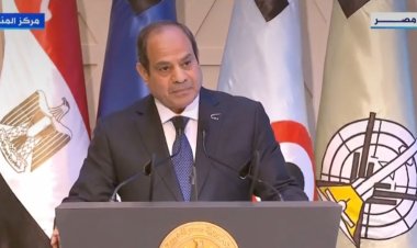 الرئيس السيسي: عمرى ما قولت الأزمات هتتحل في سنة أو حتى 10
